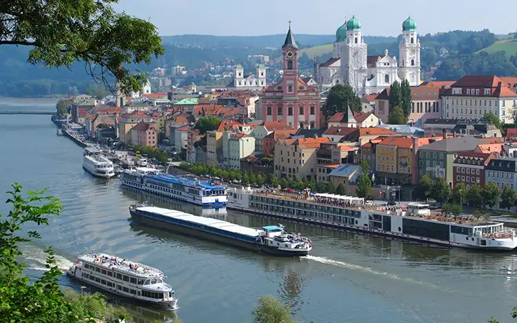 Budapest - Passau: Fluss & Musik