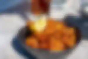 Kibbeling frittierter Fisch als typisches Street Food in Amsterdam