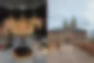 Schloss Rosenborg in Kopenhagen und die dänischen Kronjuwelen Dänische Kronjuwelen im Schloss Rosenborg und Außenansicht des Schlosses in Kopenhagen