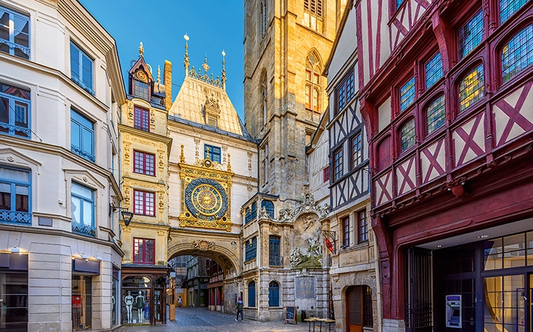  Le Gros-Horloge – große astronomische Uhr in Rouen