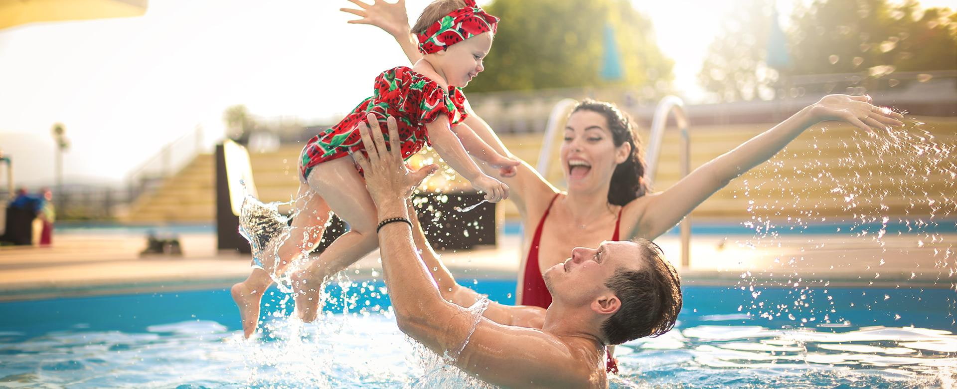 Familie in Thermen-Resort