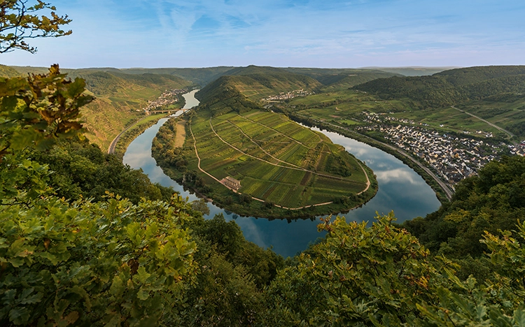 Moselschleife in Bremm