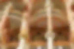 Detailaufnahme der Jugendstil Architektur im Palau de la Música Catalana in Barcelona