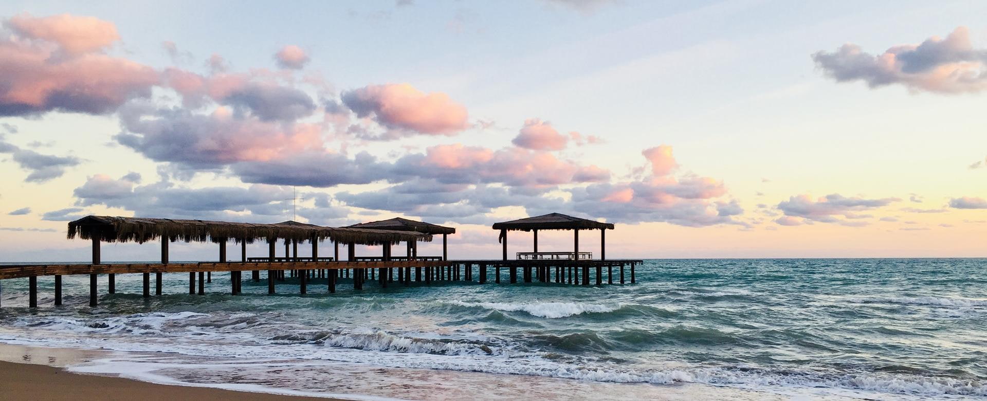 Sonnenuntergang am Strand in der Türkei, Belek