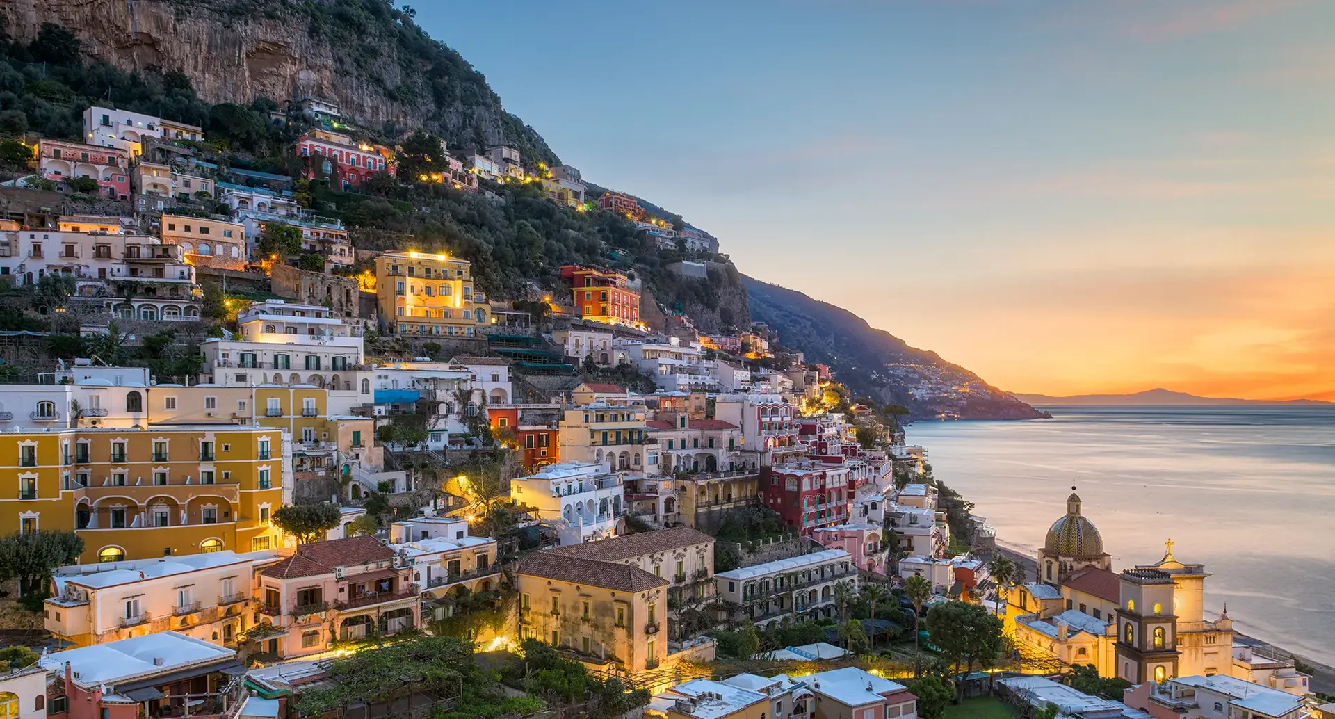 Italien Last Minute Urlaub mit Küstenpanorama