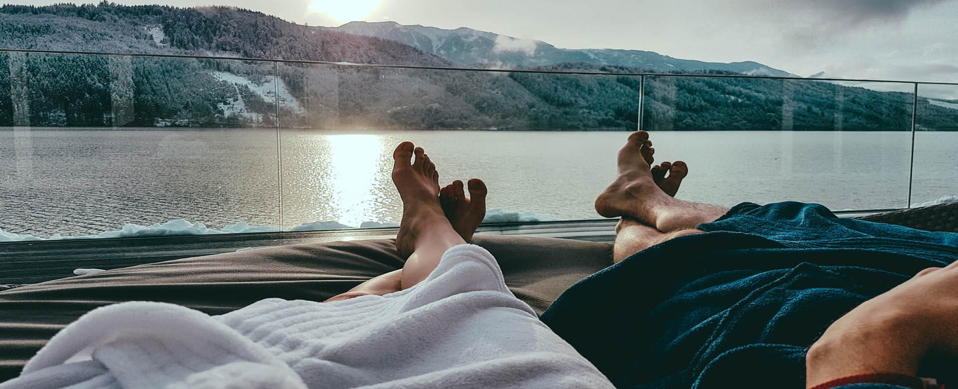 Paar im Wellnessurlaub