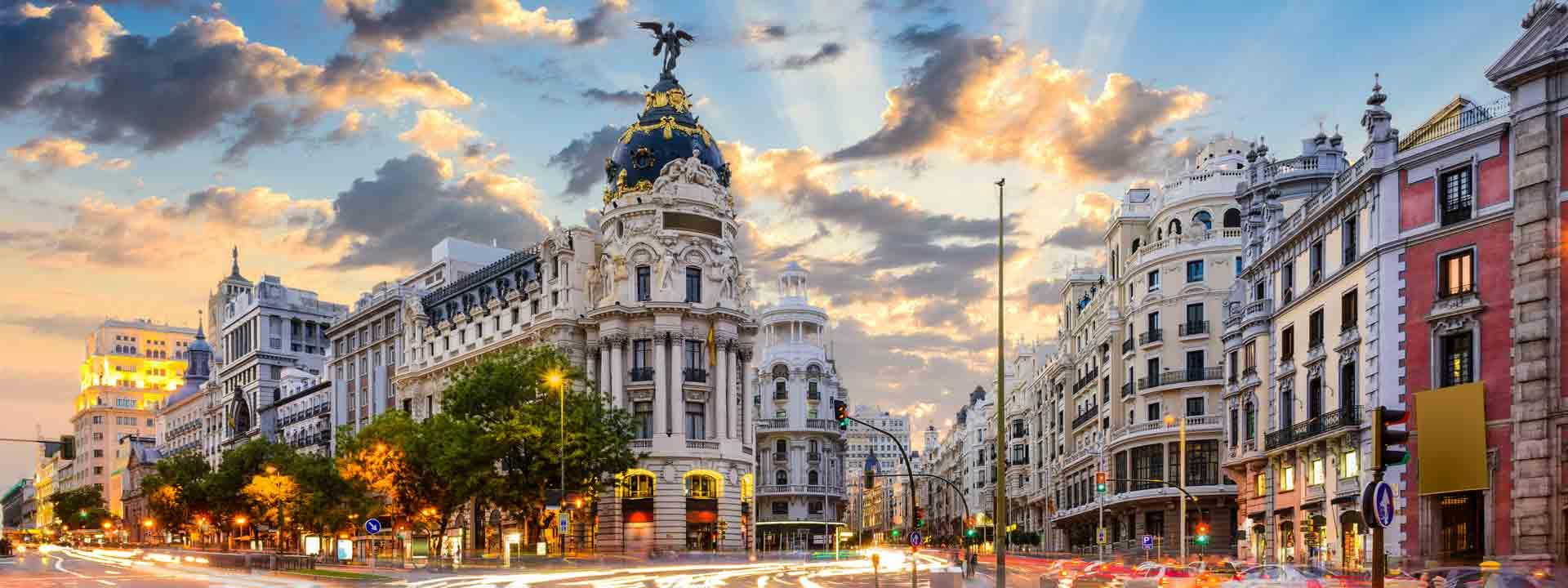 Madrid Staedtetrip Madrid Calle de Alcala und Grand Via